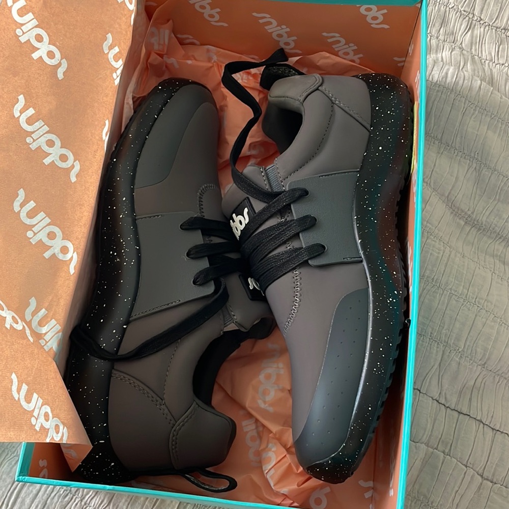 Snibbs SpaceCloud shoes